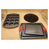Large Box Of Aluminum Baking Pans