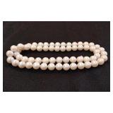Thick Beaded Pearl Necklace