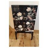Chinese Chinoiserie Black Lacquer Jewlery Chest