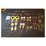 Various Creative Styled Earing Costume Jewlery