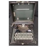 Corona Four Portable Manual Type Writer