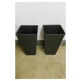 2 Heavy Duty Plastic Planters