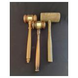 3 Gavels