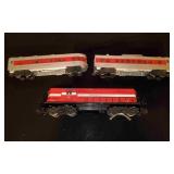Lionel O Gauge Locomotive & 2 Passenger Cars