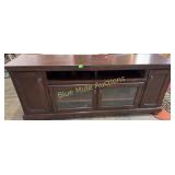 Entertainment unitï¿½29'tall,20ï¿½deep,6ft across