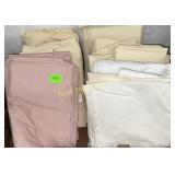 Twin sheets & mattress covet
