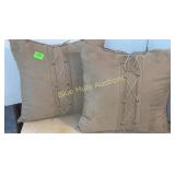 2 micro fiber pillows
