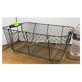 Wire wood handle basket