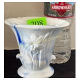 Akro Agate slag glass Lily vase