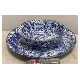 Contemporary B&W swirl enamelware wash basin, lg