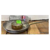 Brass / copper fry pan & sm sauce pan