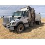 2010 INTERNATIONAL GARBAGE TRUCK