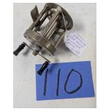 Shakespeare 1905 Deuce Model GA Fishing Reel