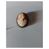 197 Shell Cameo Brooch