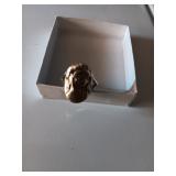 52 Gold Cameo Ring