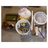 Garden Planter, Hardware, Bungee Cords