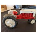 Scale Models Ford 900 Toy Tractor
