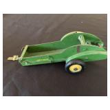 Vintage Ertl John Deere Spreader