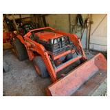 Kubota B2410 Diesel Compact Tractor