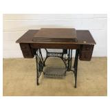 Vtg. Franklin Sewing Machine
