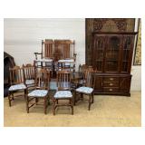Broyhill 10Pc. Dining Room Suite