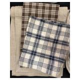 Placemats and Table Linens