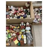 Novelty Shakers, Figurines