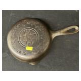 Griswold No. 3 Frying Pan