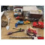 Diecast Toy  Vehicles with Creamers