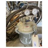 Binks Paint Spray Pressure Pot with Gun and Hose