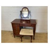 Vanity w/ Side Drawers & Necklace Side Door