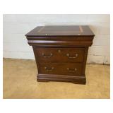 3-drawer Modern Nightstand