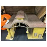 Crafted O Scale Railroad Station
