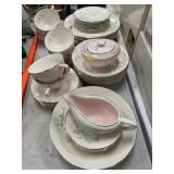 Floral Pattern Chinaware