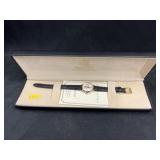 Hamilton Bird-In-Hand Wristwatch