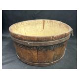 Primitive Wood Metal Banded Dry Measure