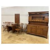 Cherry 8 Pc. Dining Room Suite