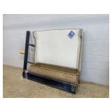 Flexsteel Queen Size Padded Bed