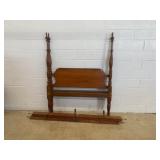 Queen Size Mahogany Poster Bed