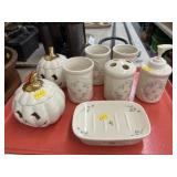 Porcelain Vanity Pieces