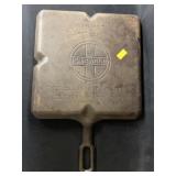 Griswold Cliff Cornell Frying Pan
