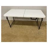 4 ft Plastic Folding Table