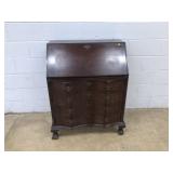 Mahogany Slant Lid Desk With Claw Feet