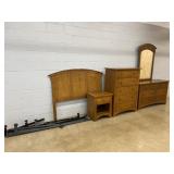 4 Pc. Thomasville Modern Bedroom Suite