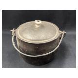 Marietta (PA) Cast Metal Pot