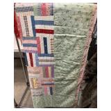 Vtg. Log Cabin Pattern Quilted Knotted Comforter