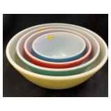(4) Vintage Pyrex Nesting Bowls