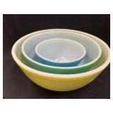 (3) Vintage Pyrex Nesting Bowls
