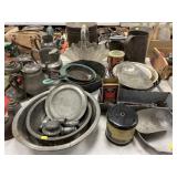 Metalwares, Cast Iron Frying Pans