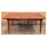 Hepplewhite Inlaid Mahogany Extension Table.